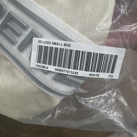 New Supreme Small Cinch Bag & Stickers - Picture 7 of 8